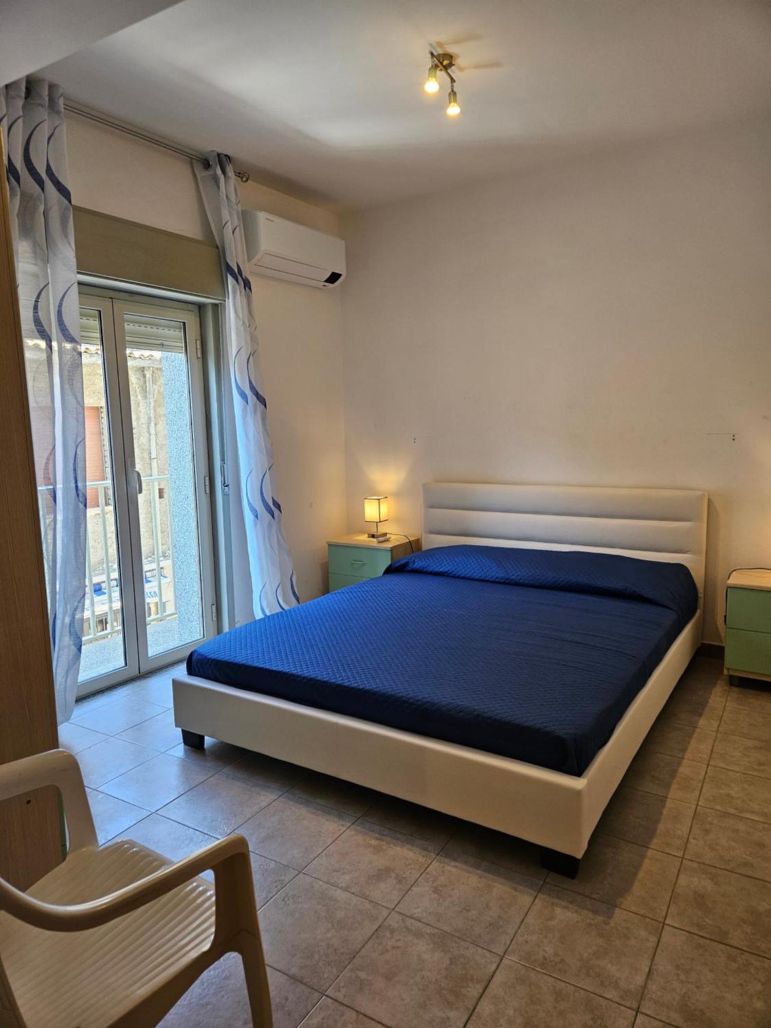 Family House Letojanni Taormina Apartment Bagian luar foto